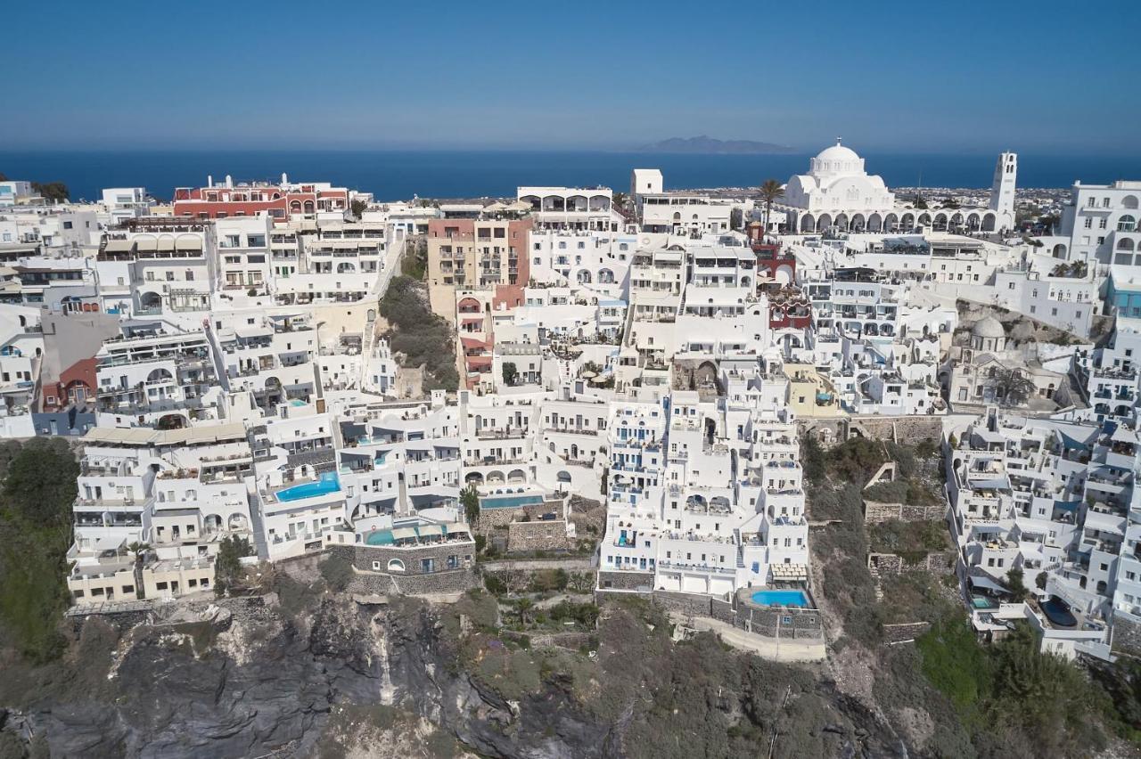 Amphitheater Cave Houses Тира Экстерьер фото